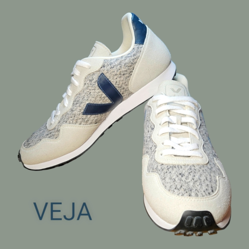 Veja Cream and Blue Women's Sneakers